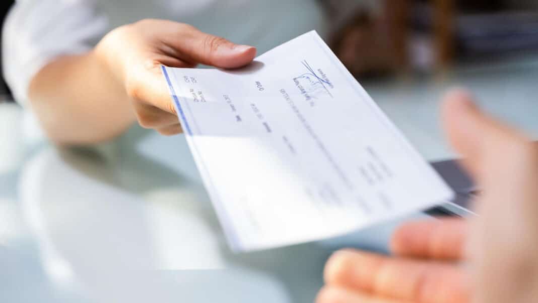 Banque en ligne et dépôt de chèque : comment ça marche ?